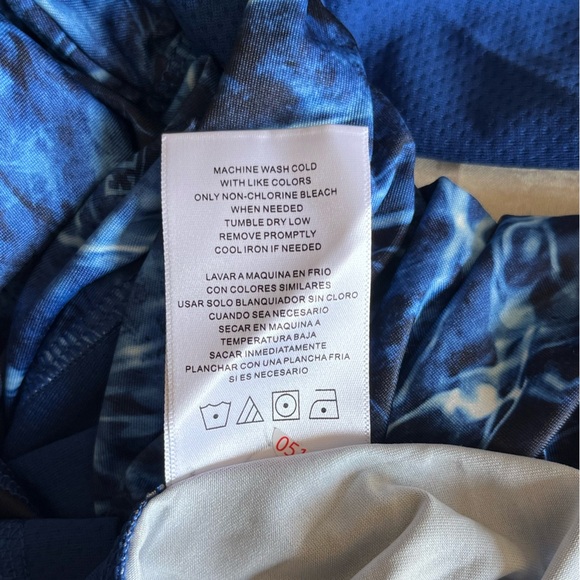 Habit Athletic Blue Oceanic Long Sleeve Shirt Hoodie - Picture 7 of 7